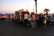 بالصور: إصابة متوسطة لشاب اثر تعرضه لعملية طعن شمال يافا